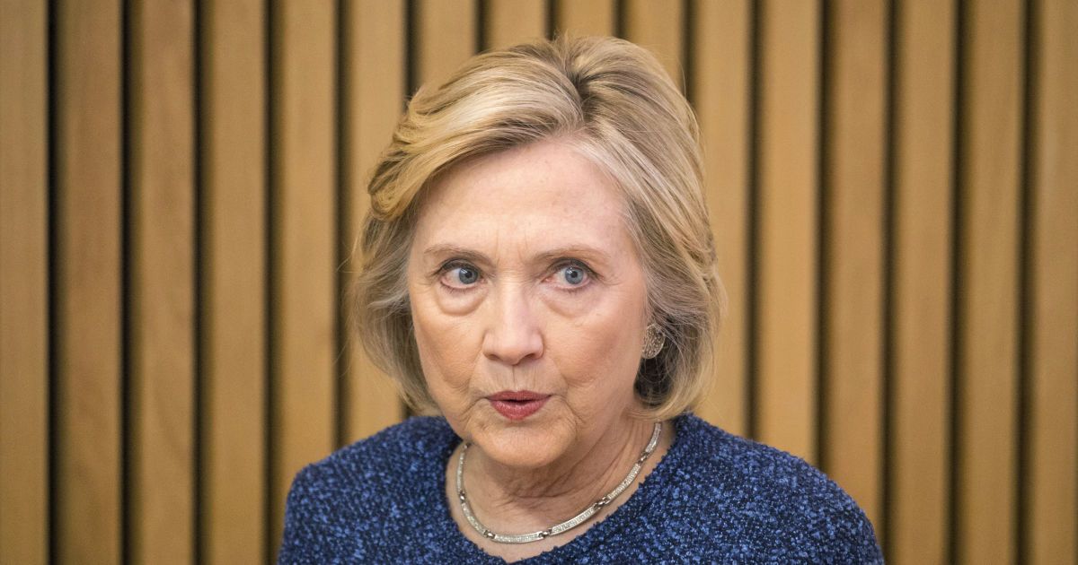 Справа про листування Клінтон та розмови Меланії Трамп. П'ять новин, які ви могли проспати