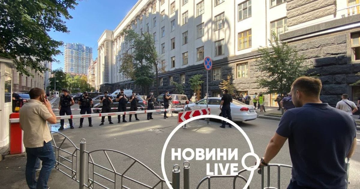 Мужчину с гранатой в здании Кабмина задержали