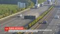 На Тайвані електрокар Tesla на повній швидкості протаранив перекинуту вантажівку