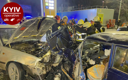В Киеве произошло масштабное ДТП из-за невнимательности водителя Nexia: пострадали дети