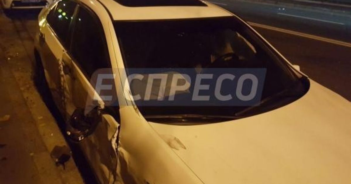 В Киеве водитель авто сбежал после тройной аварии