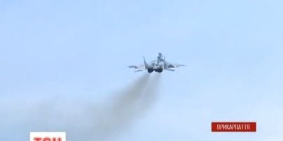 На Прикарпатті відбуваються масштабні навчання пілотів: тренуються на винищувачах з Криму