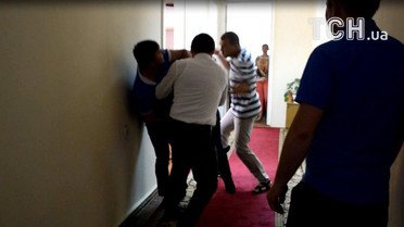 Бійка в Миколаївській облраді_1 / © НикВести