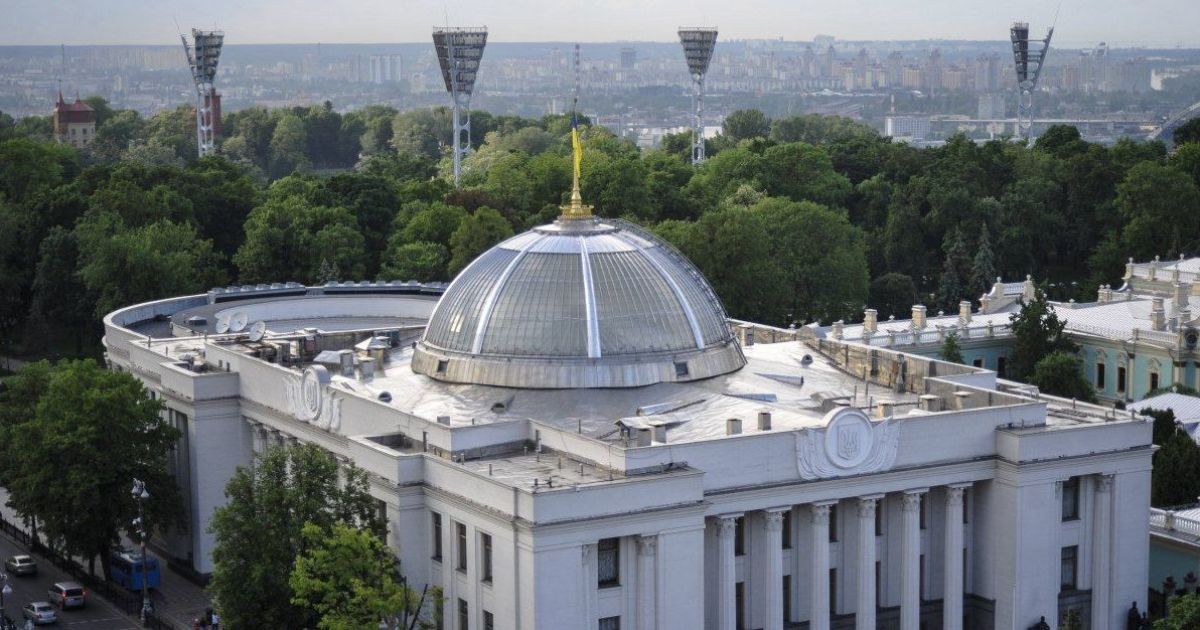 Новые нардепы определились с количеством парламентских комитетов. Добавили еще один