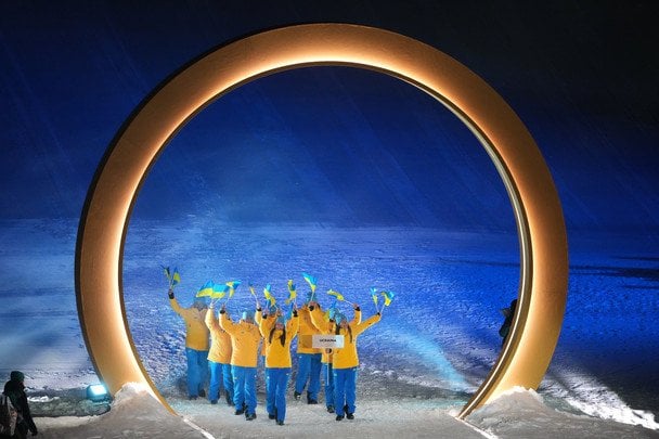 Збірна України на церемонії відкриття Олімпіади-2026 / © Associated Press
