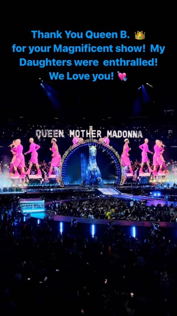 Мадонна с дочерьми на концерте Бейонсе / © instagram.com/madonna