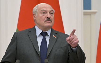Диктатор Лукашенко назвав Шольца і Макрона "пацанами" і "дрібнотою"