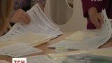 В интернете появилось видео подкладывания голосов на выборах в российскую Госдуму