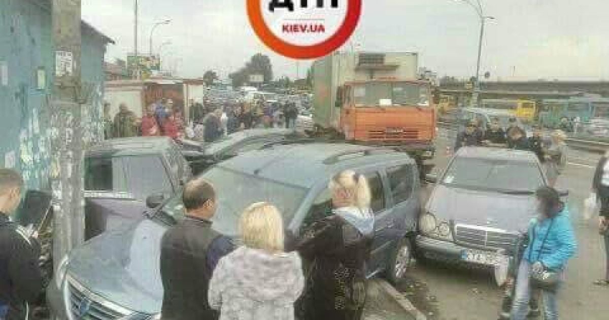 аварія на Лісовій у Києві_2 / © dtp.kiev.ua