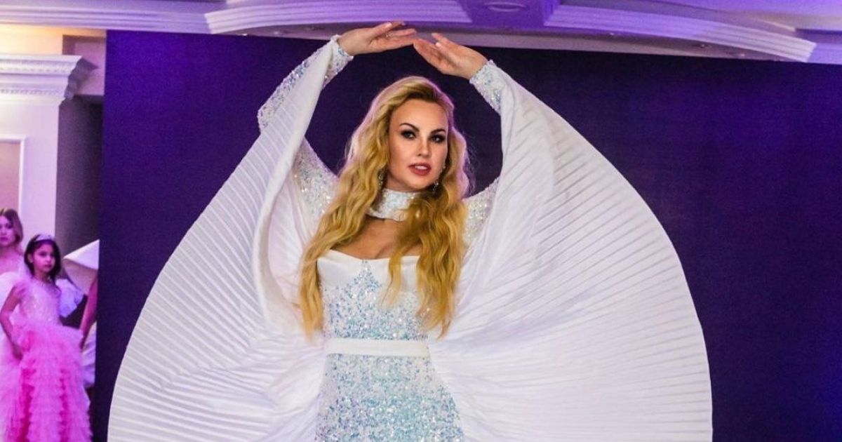 Господиня Камалія похизувалася апетитними млинцями