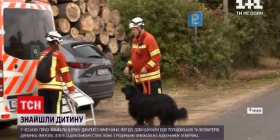 Новости мира: полицейские и волонтеры в чешских горах нашли 8-летнюю Джулию из Германии