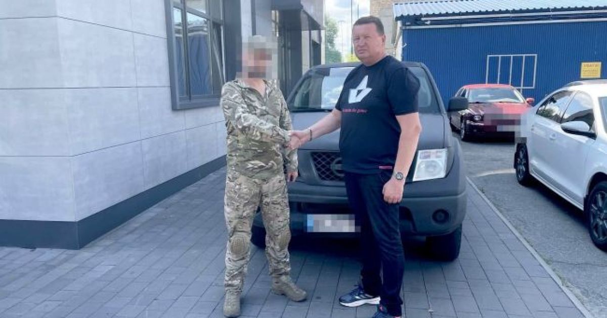 Favbet Foundation передав ЗСУ на лиманський напрямок позашляховик Nissan