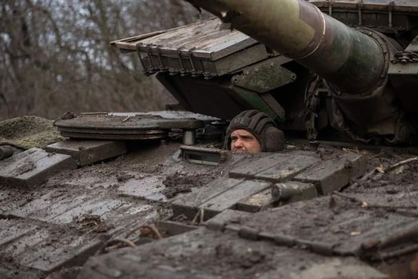 Український військовий на одному з напрямків / © Генеральний штаб ЗСУ / Facebook