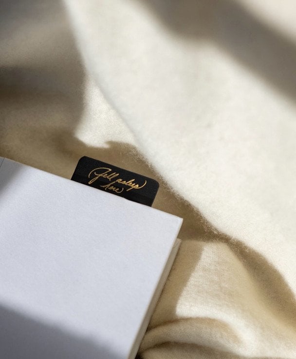 Продукція Меган Маркл  / © instagram.com/aseverofficial