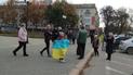 Nine Months under Invaders Rule: a Crowd of Kherson Residents Welcome the Armed Forces of Ukraine