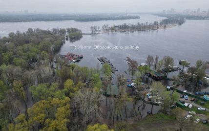 У Києві пішов під воду Оболонський острів, який має стати рекреаційною зоною: фото