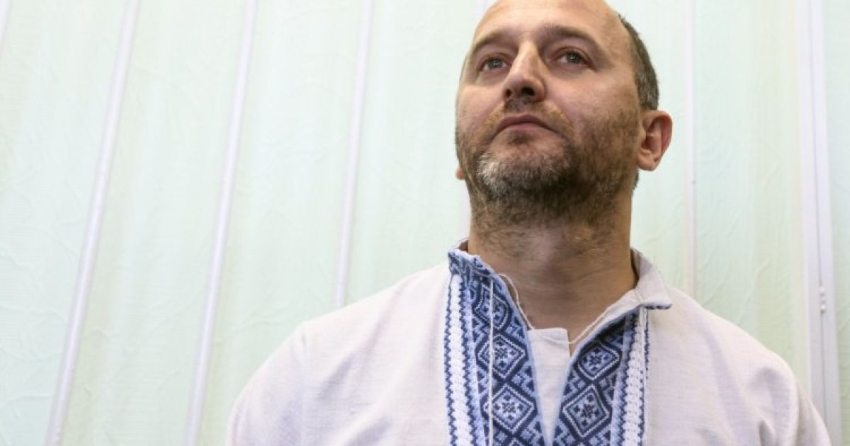 Тягнибок: Изъяли зарегистрированное охотничье оружие, которое согласно со всеми нормами и правами была в квартире Сиротюка
