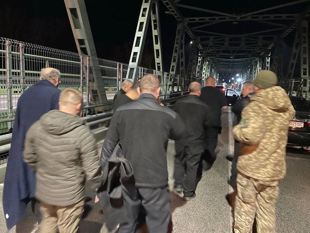 Семеро українців повернули додому після затримання в Угорщині.  / © Андрій Сибіга