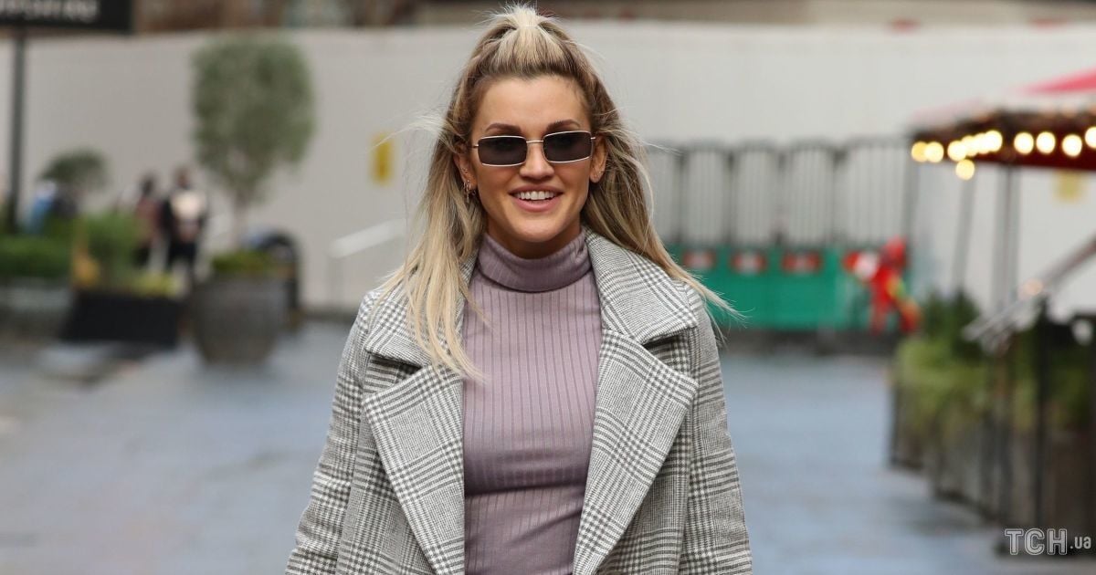 Эшли Робертс