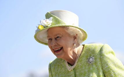 Узнаем уже скоро: пожалует ли королева Елизавета II титул первенцу принца Гарри и герцогини Сассекской