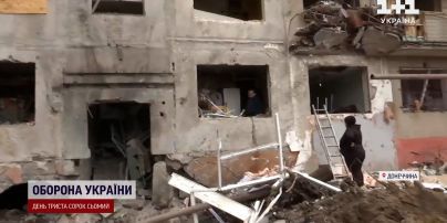 Росіяни вдарили ракетами по Дружківці: неймовірні історії людей з розбитого будинку