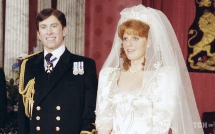 Годовщина свадьбы: вспоминаем, как венчались Сара Йоркская и принц Эндрю