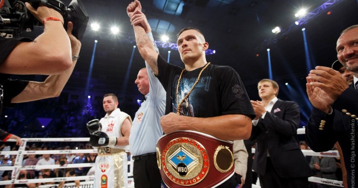 Александр Усик планирует боксировать за титул чемпиона мира с Кшиштофом Гловацки.