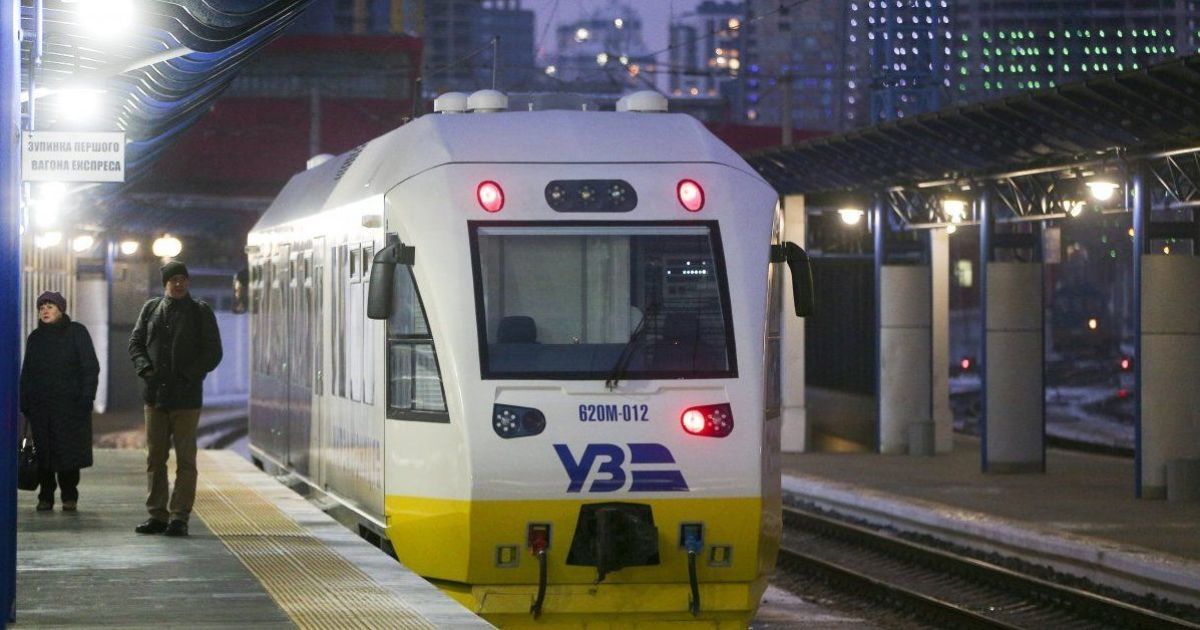 В этом году "Kyiv Boryspil Express" будет делать остановку и на Выдубичах