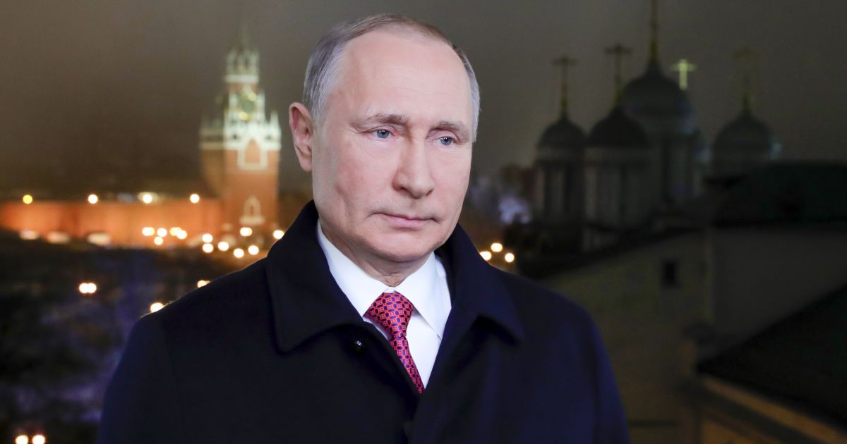 Скандальний допис: депутат Миколаївської облради до свого новорічного привітання додав фото Путіна