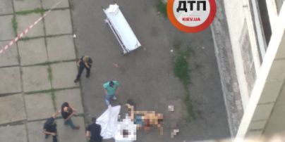 В Киеве из окна больницы выпал полуобнаженный мужчина