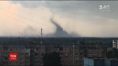 Кривий Ріг оговтується від руйнівного смерчу із градом