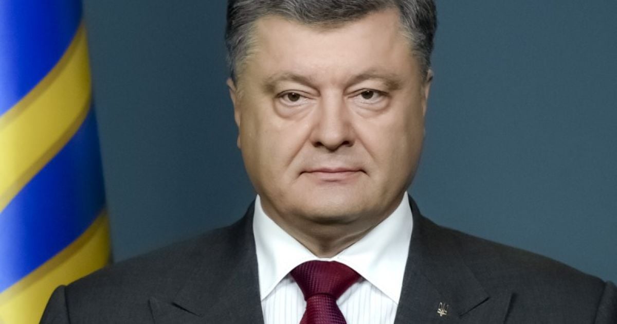 Порошенко уволил почти сотню судей