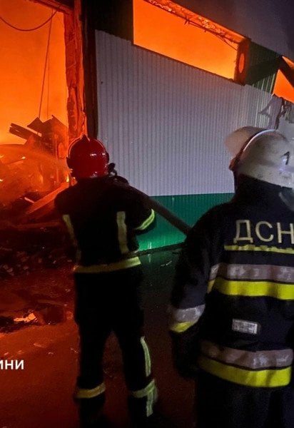 Пожежа в Київській області внаслідок атаки дронами 9 вересня
