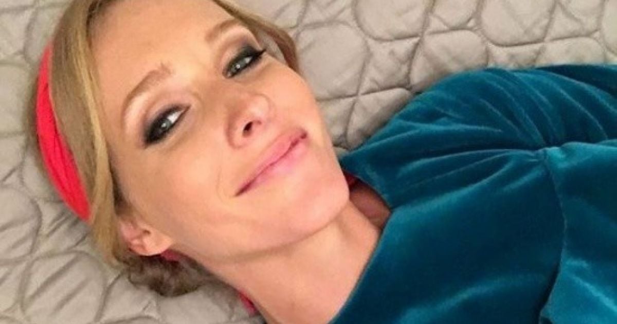 Популярная певица заменяла дважды маму Осадчую на съемках "Светской жизни"