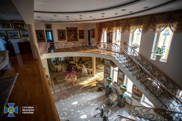 Арестованное имущество доверенного лица Виктора Януковича/Фото: СБУ