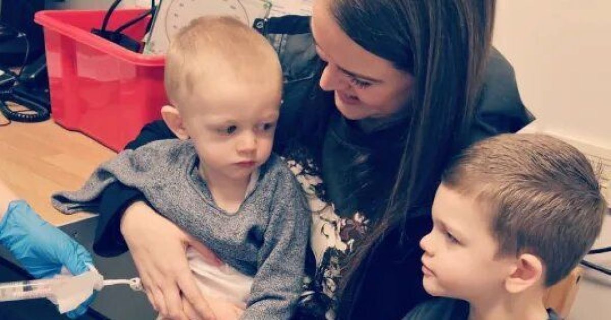 Стейсі Гарт із дітьми / Фото: Collect/PA Real Life