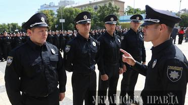 В Киеве приняли присягу патрульные / © Украинская правда