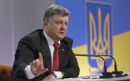 Порошенко уверяет, что Украина имеет доказательства присутствия действующих российских военных на Донбассе