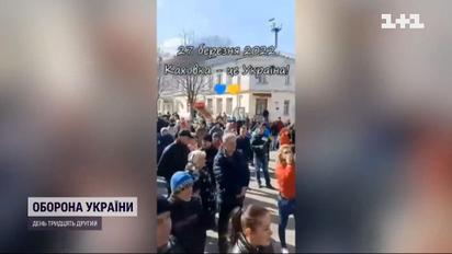 У Генічеську місцеві спалили військкомат, у якому розташувалися російські військові