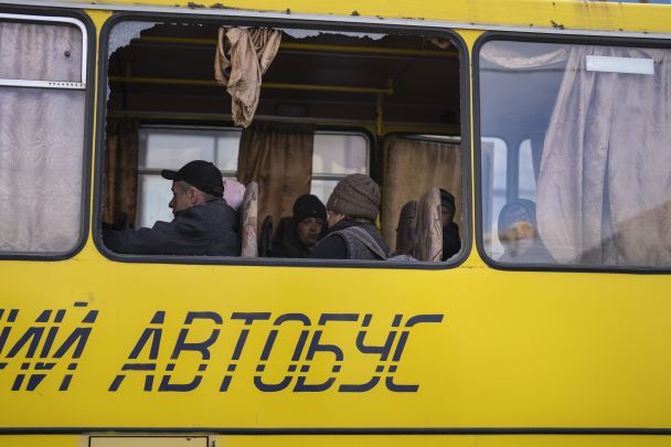Власти призывают эвакуироваться жителей двух городов: что известно