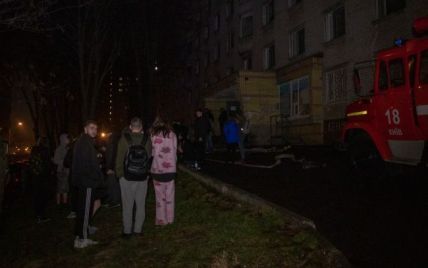 Первые подробности пожара в киевском общежитии: из здания эвакуировали более 300 студентов