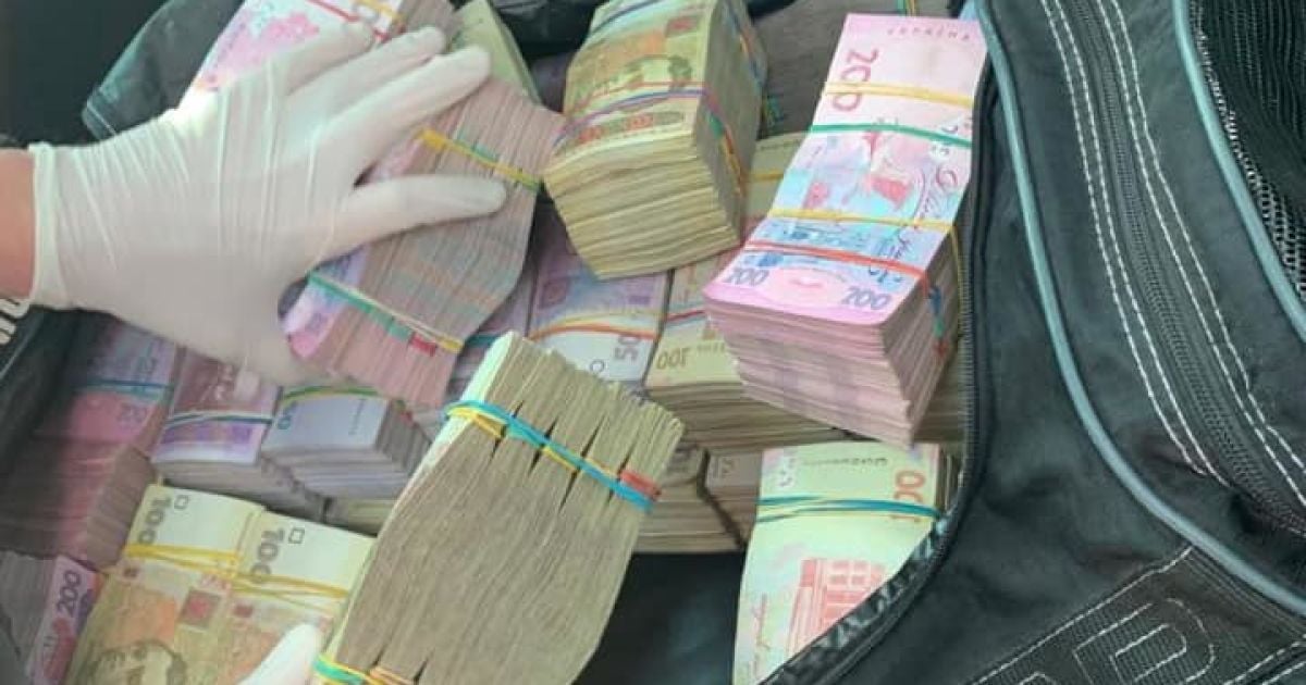 На Ровенщине задержали агитатора с 2,5 млн гривен наличных денег для подкупа избирателей – Луценко