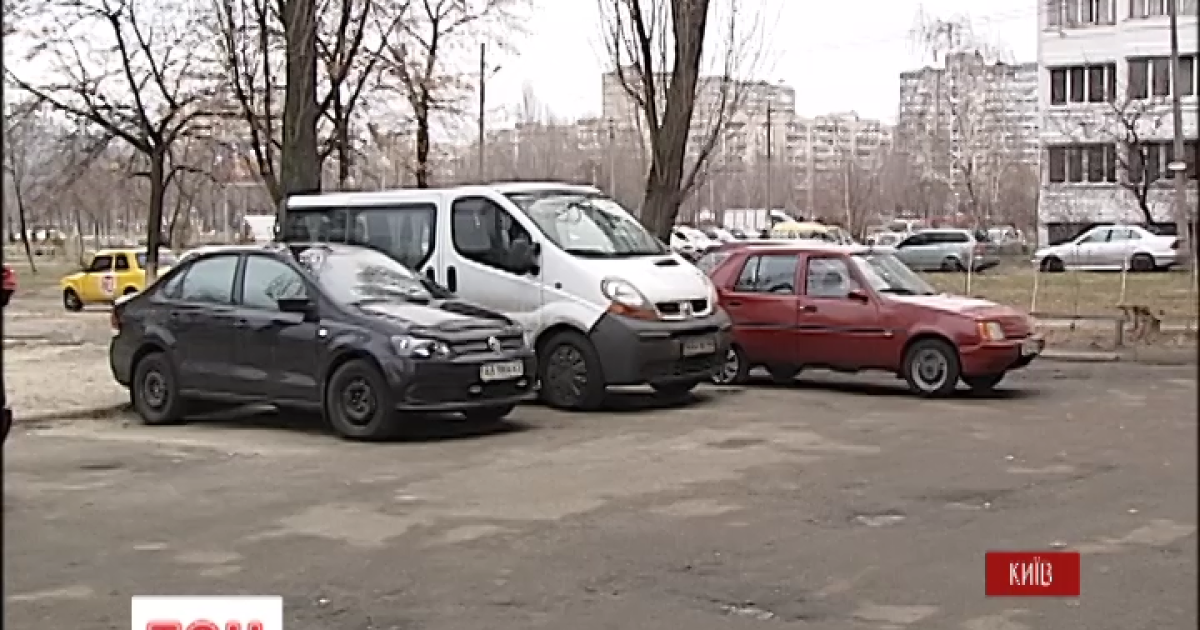 У Києві на Троєщині стався вибух