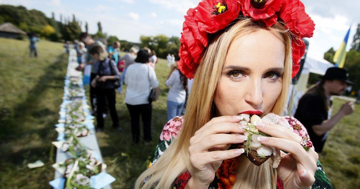 Сало раздора: скандальное сообщение Минздрава о вреде продукта разгневал украинцев