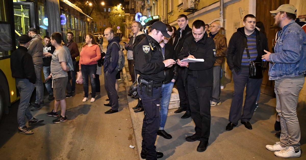 різанина в тролейбусі в Києві_3 / © informator.news