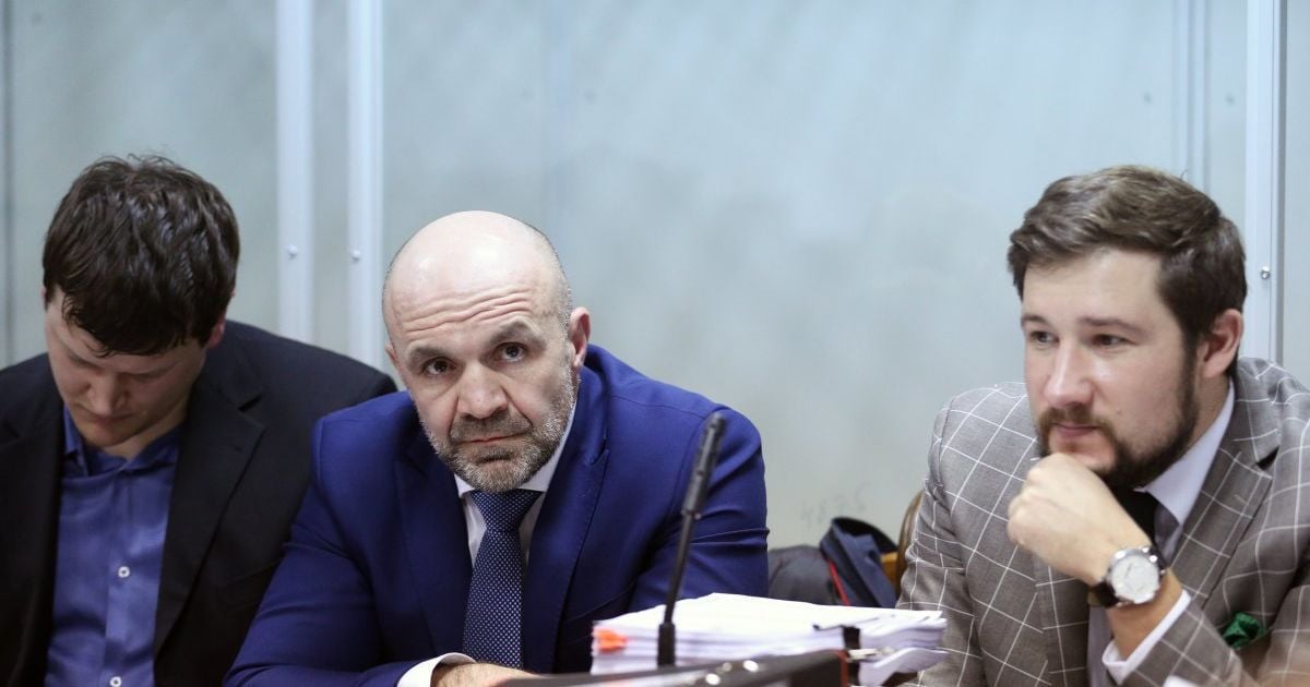 Суд відсторонив мангера з посади очільника херсонської облради
