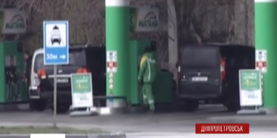 В Днепропетровске с помощью зажигалки ограбили заправку
