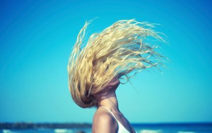 Как уберечь волосы от воздействия солнца