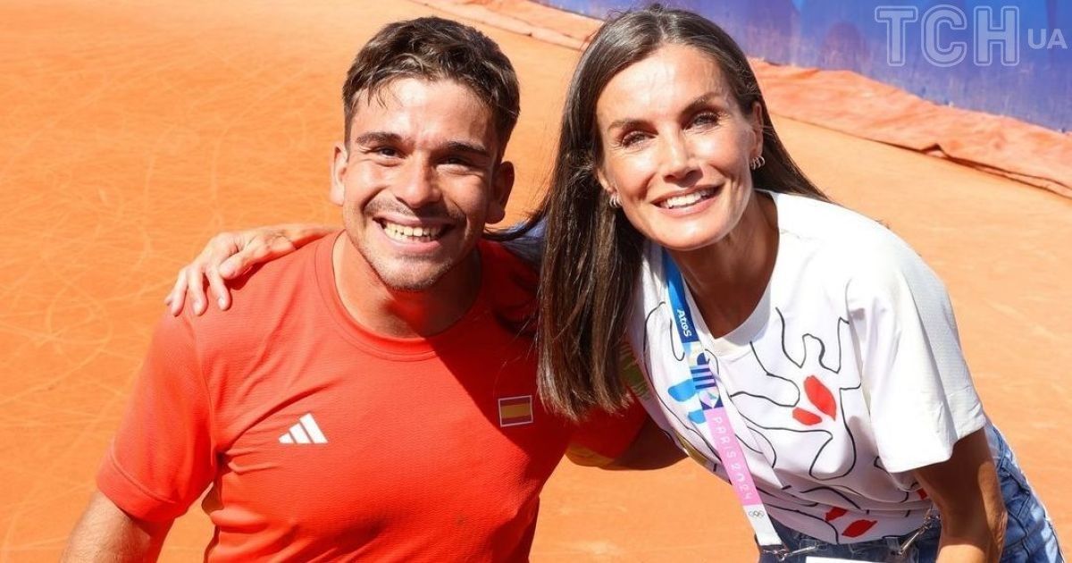 Королева Летиція на Паралімпійських іграх у Парижі