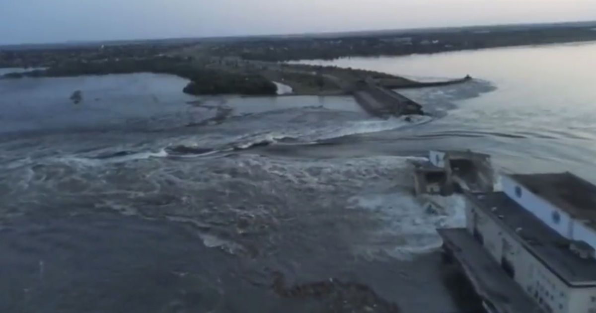 Каховская ГЭС подорвана российскими оккупантами